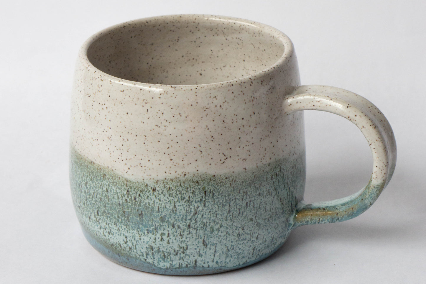 White and Blue Shorebreak Mug 1