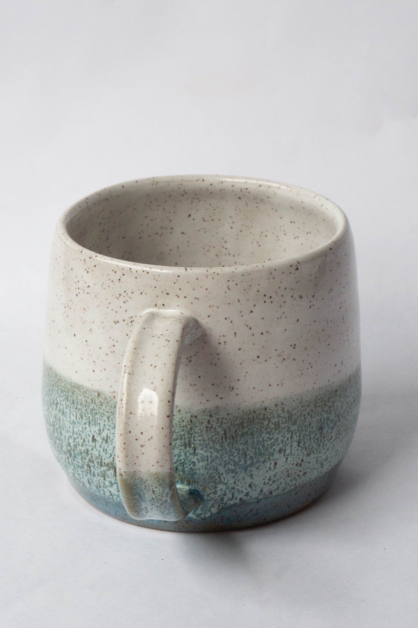 White and Blue Shorebreak Mug 2